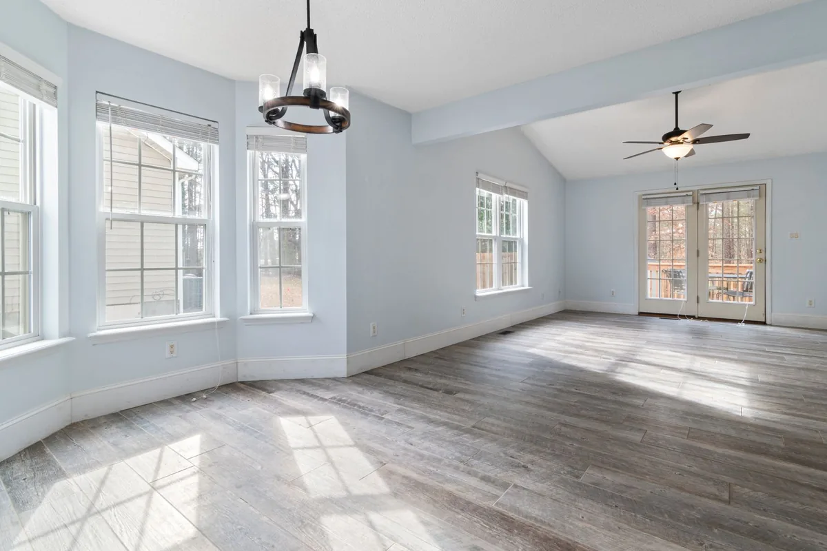 Clean, safe room after biohazard cleanup in Loudoun Valley Estates, VA